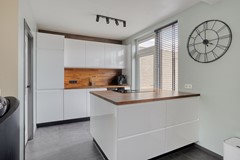 9. Rembrandtstraat37141XNGroenloNL-15.jpg